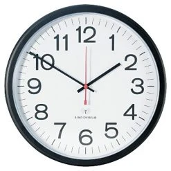 Universal Office UNIVERSAL Deluxe Indoor/Outdoor Atomic Clock 13 1/2" Black Frame White Face 10417